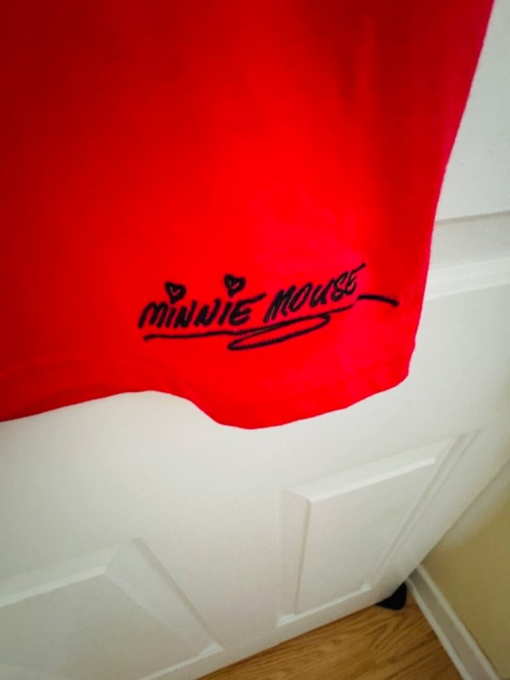 NWT Disney Parks Minnie Mouse Red Tank Top Back Bows Sz S - Picture 2 of 6